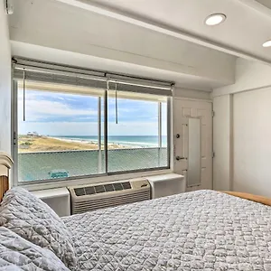 Oceanfront Pcb Studio With Pool And Beach Access! Apartment Panama City Beach